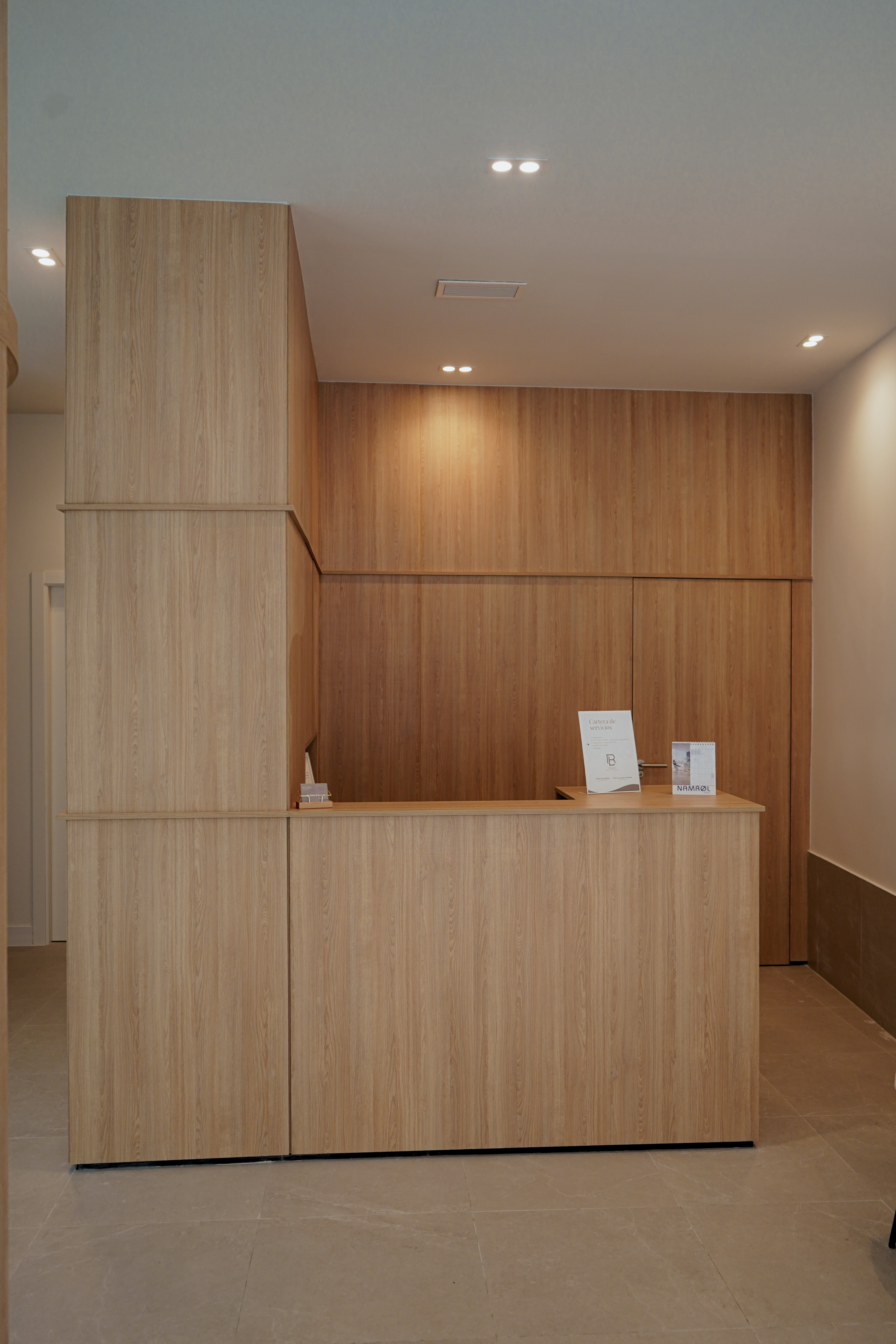 Recepción de la Clínica Podológica Bellido Paradela en Córdoba